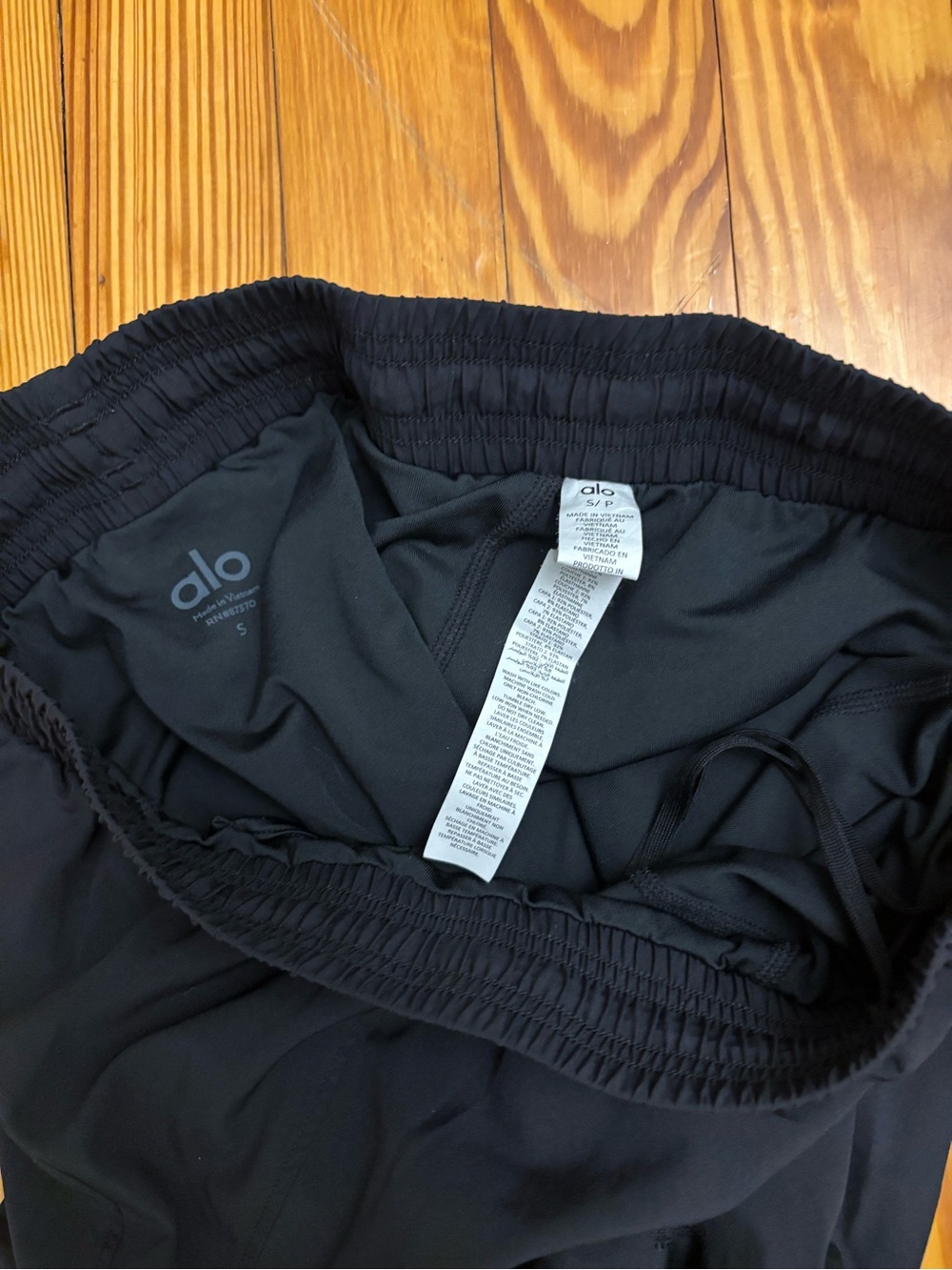 NWOT Alo Yoga Men’s 5 Adapt Running Short - Picture 6 of 8